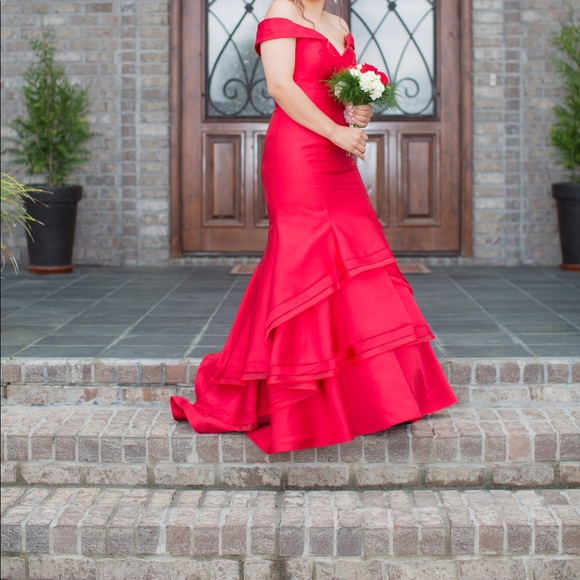 Prom dress